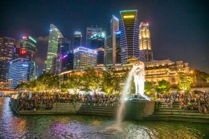 SINGAPORE - JANUARY 4TH, 2020: The Merlion and city skyline in Marina Bay at night